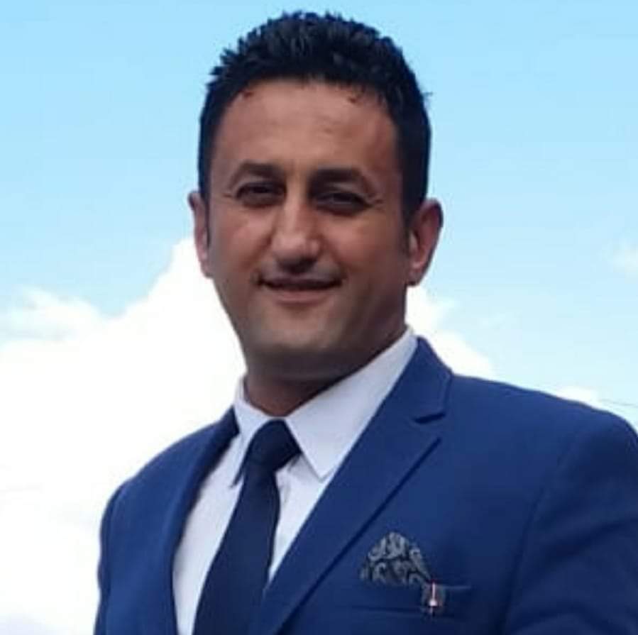 KIRIK CAMLAR TEORİSİ: DÜZENİN ESTETİĞİ VE KAOSUN PSİKOLOJİSİ