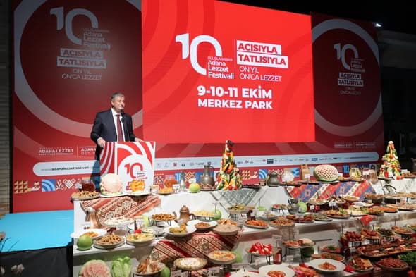 10. Uluslararası Adana Lezzet Festivali gala Yemeği